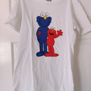 Uniqlo x Kaws T-Shirt (unisex S)
